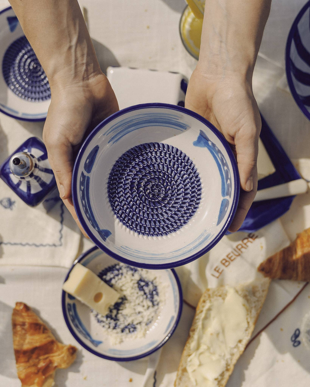 Rallador de Cerámica Medium Atún Azul y Blanco 🐟