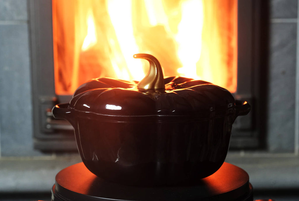 Cazuela Cocotte Calabaza – Hierro Fundido Esmaltado Negro & Dorado 🖤✨