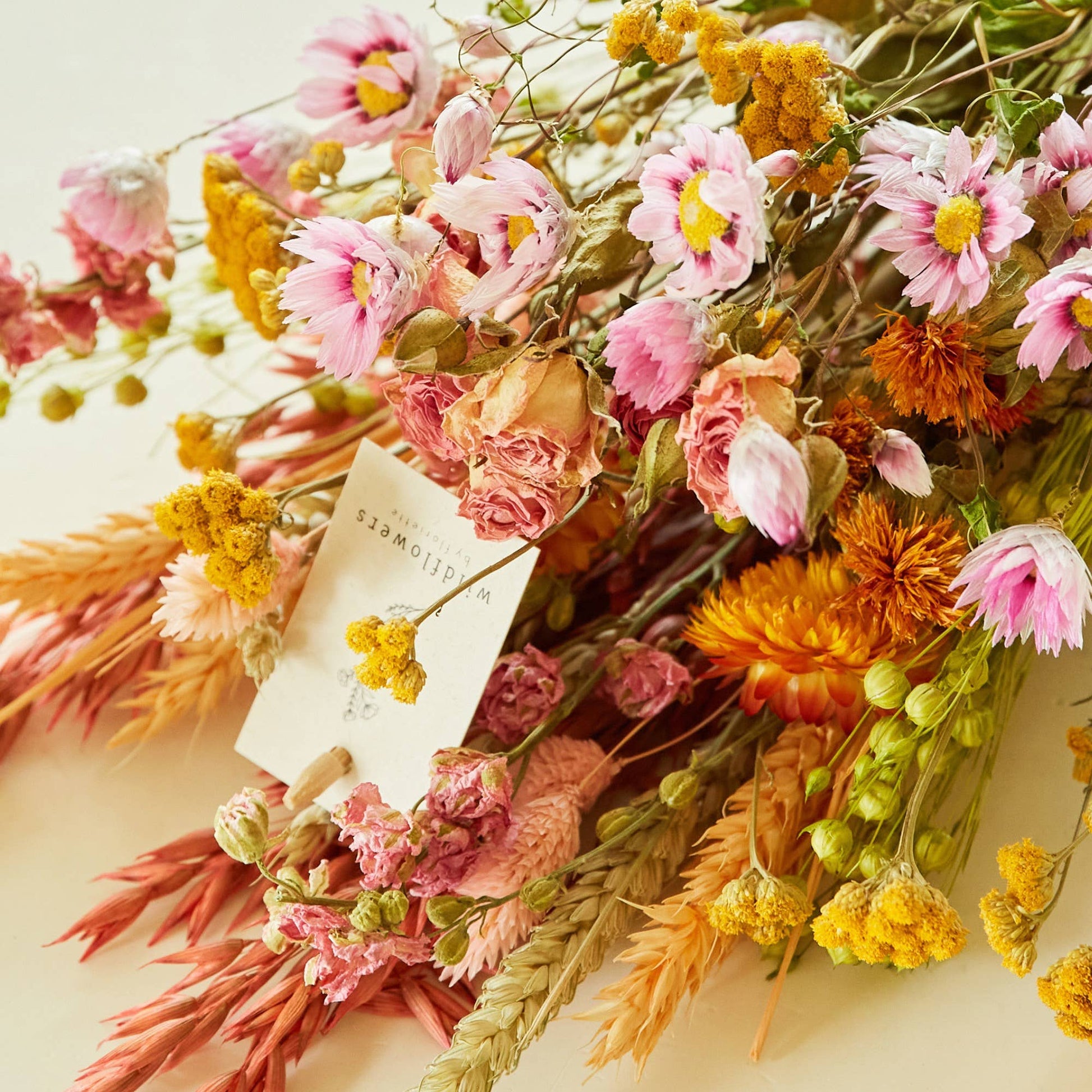 Ram deth camp – Ramo de flores secas artesanales 🌾✨