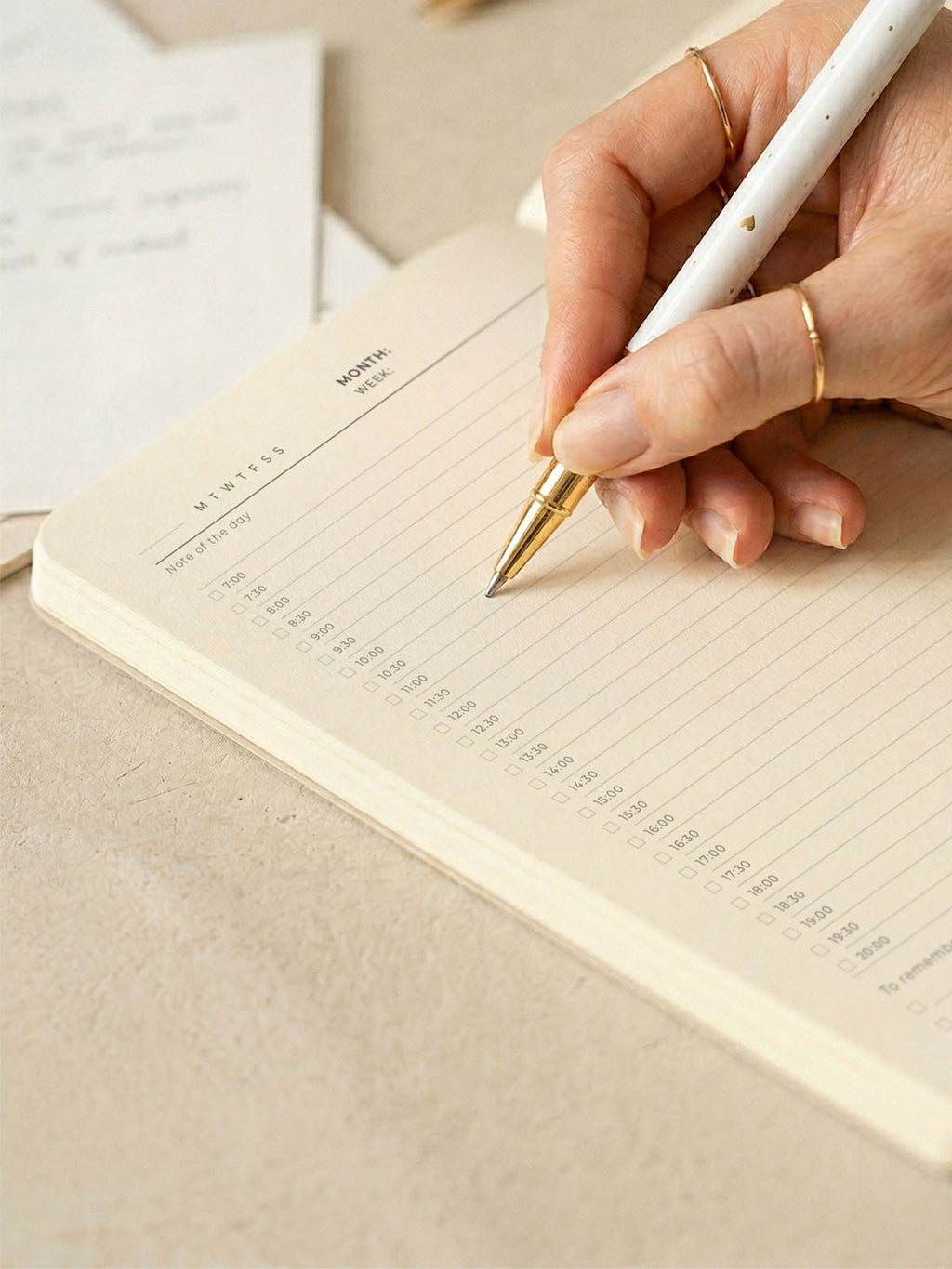 Daily Planner 1·9 – 128 Páginas 📋✨