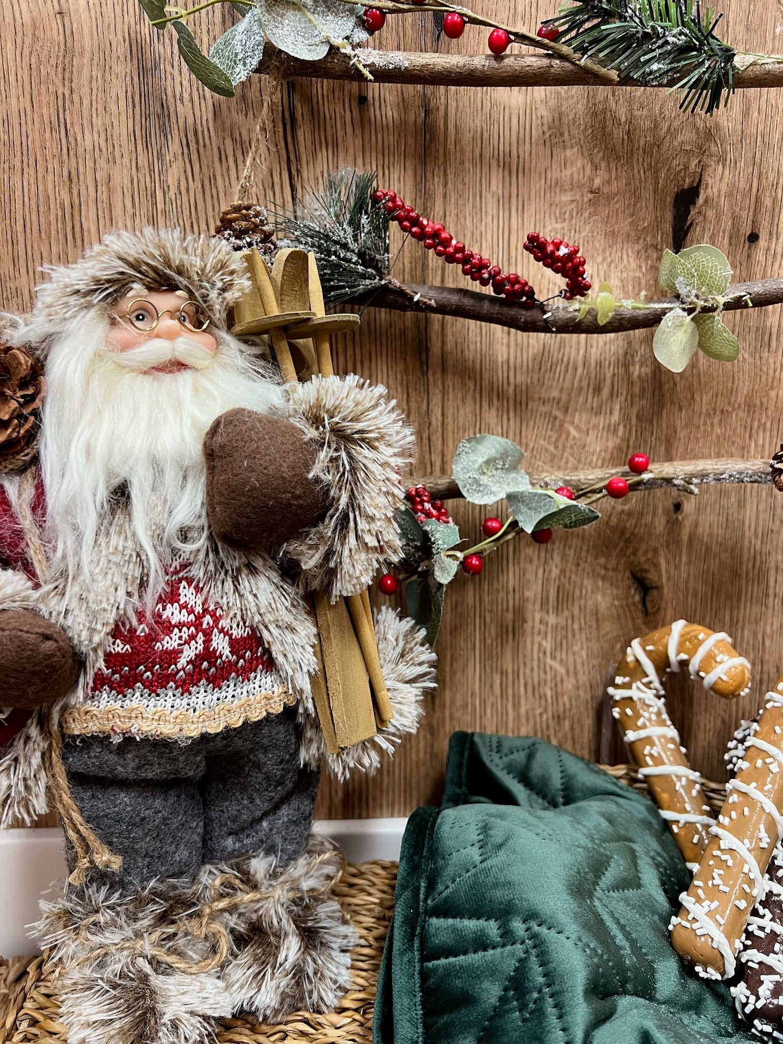 Santa de Tela con Esquís