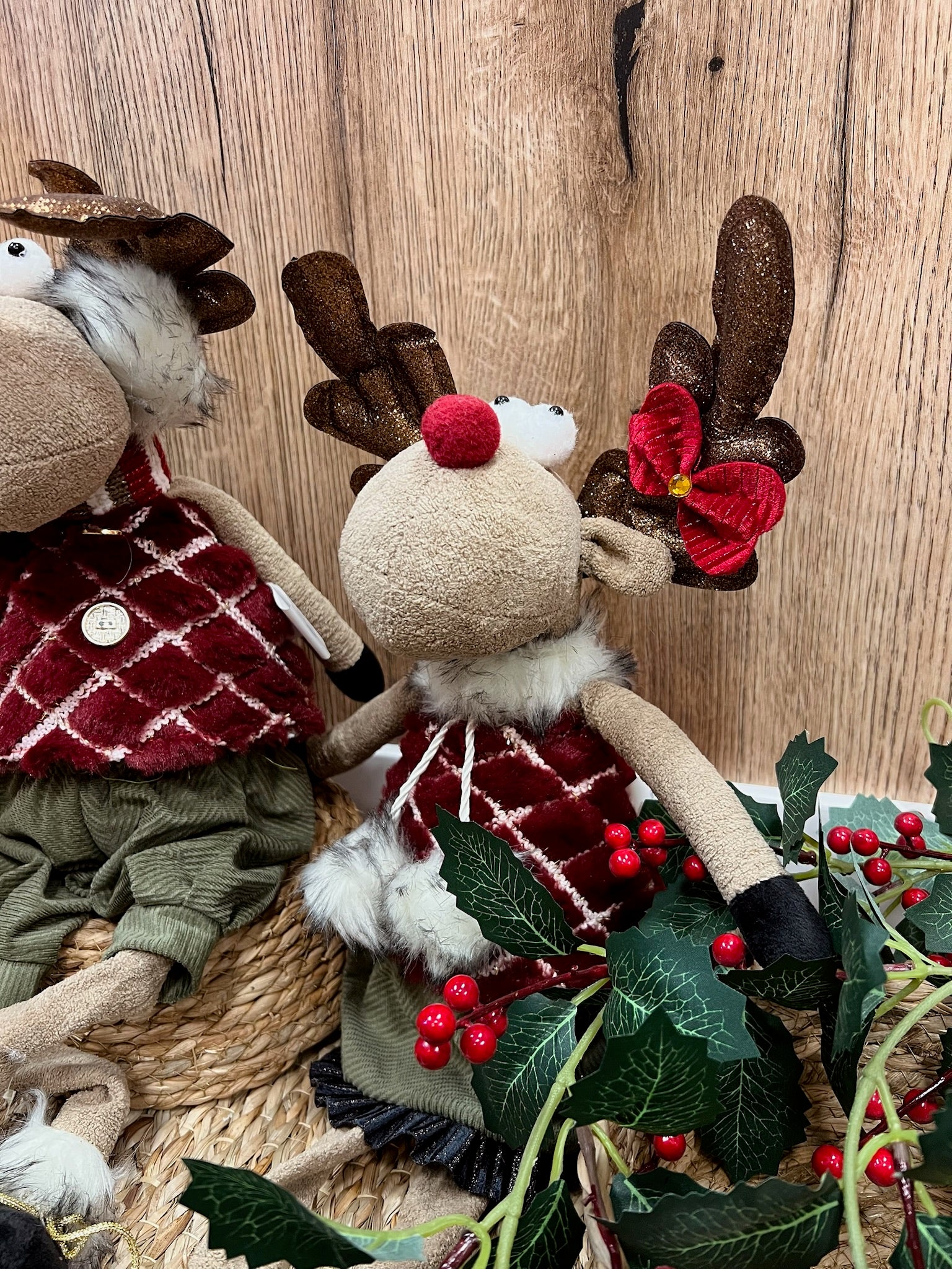 Figura Reno Navideño con ropa invernal 🦌✨