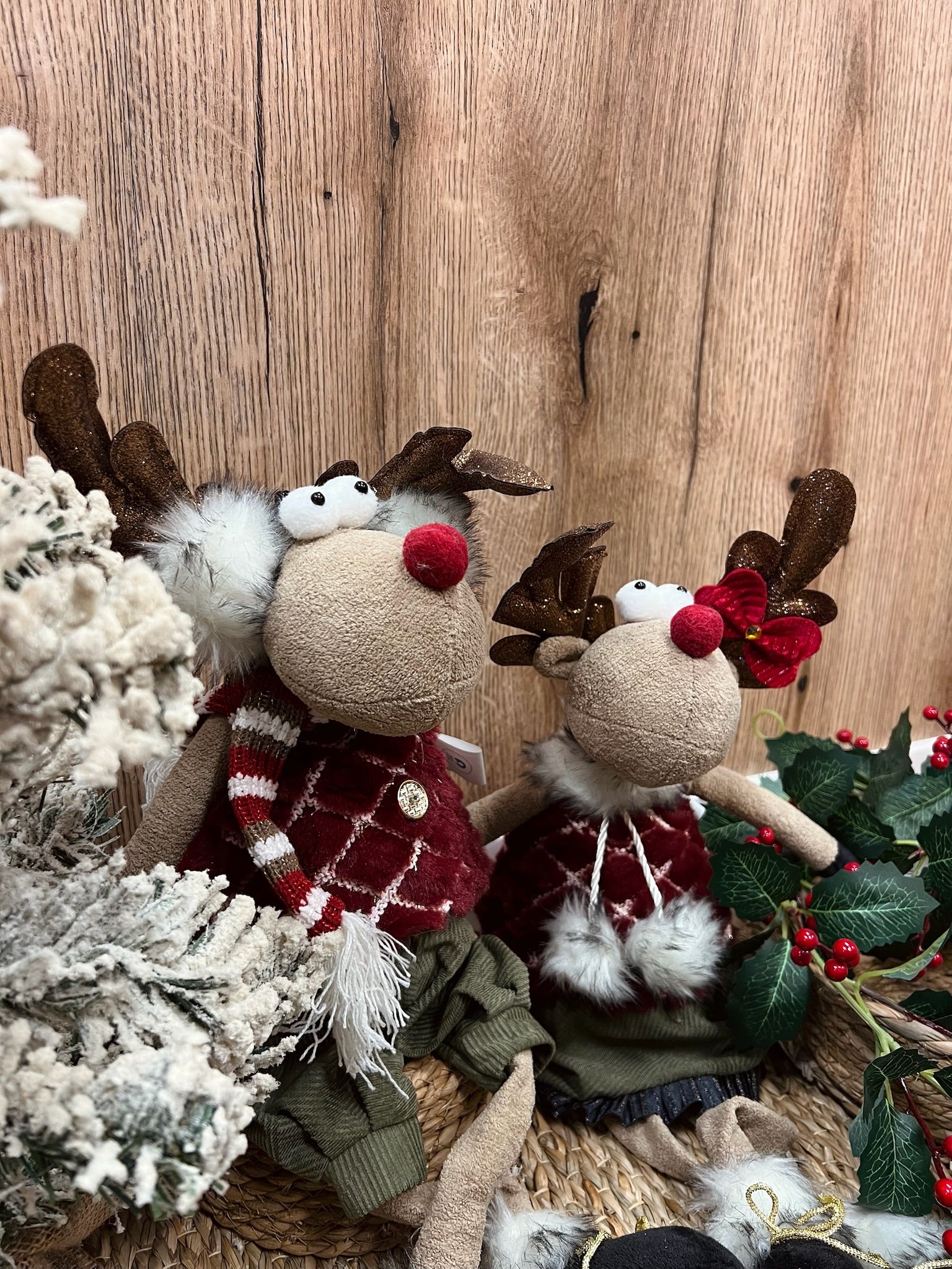 Figura Reno Navideño con ropa invernal 🦌✨