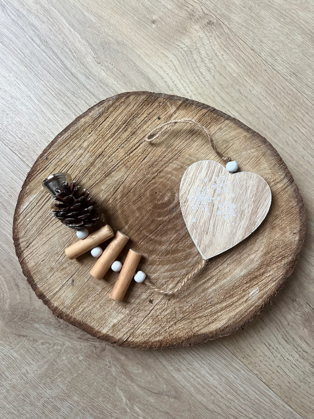 Colgante Corazón & Piña – Decoración Natural 🎄✨