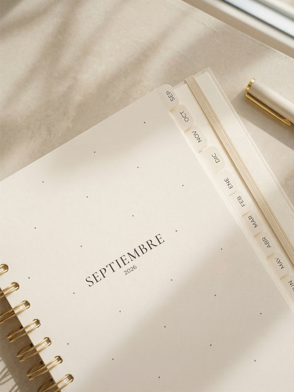 Agenda Misty Blue 2026-2027 – Entelada en Lino 📒✨