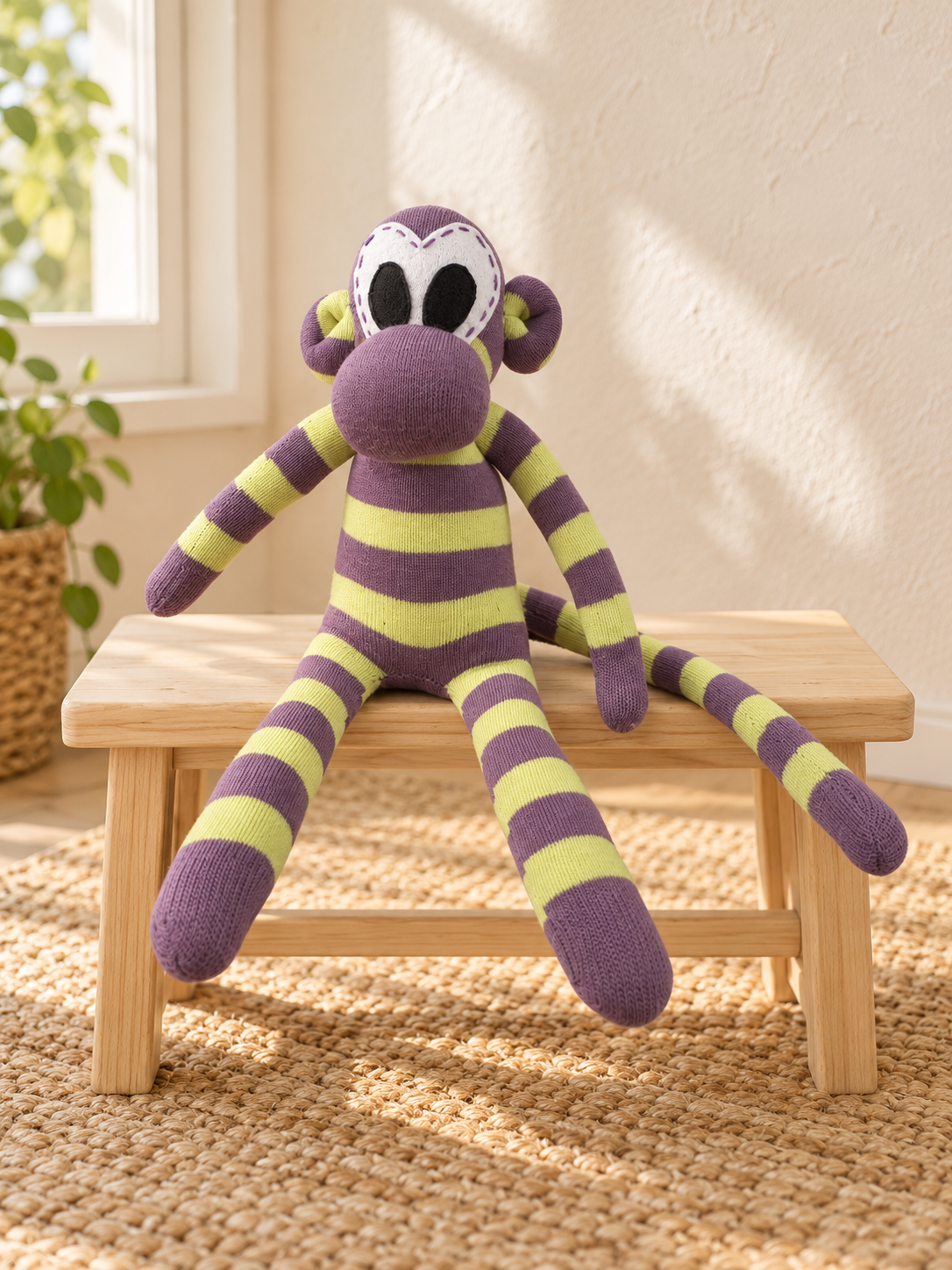 Mono de Calcetines Artesanal – Chisporreta Becky 🐒🧵