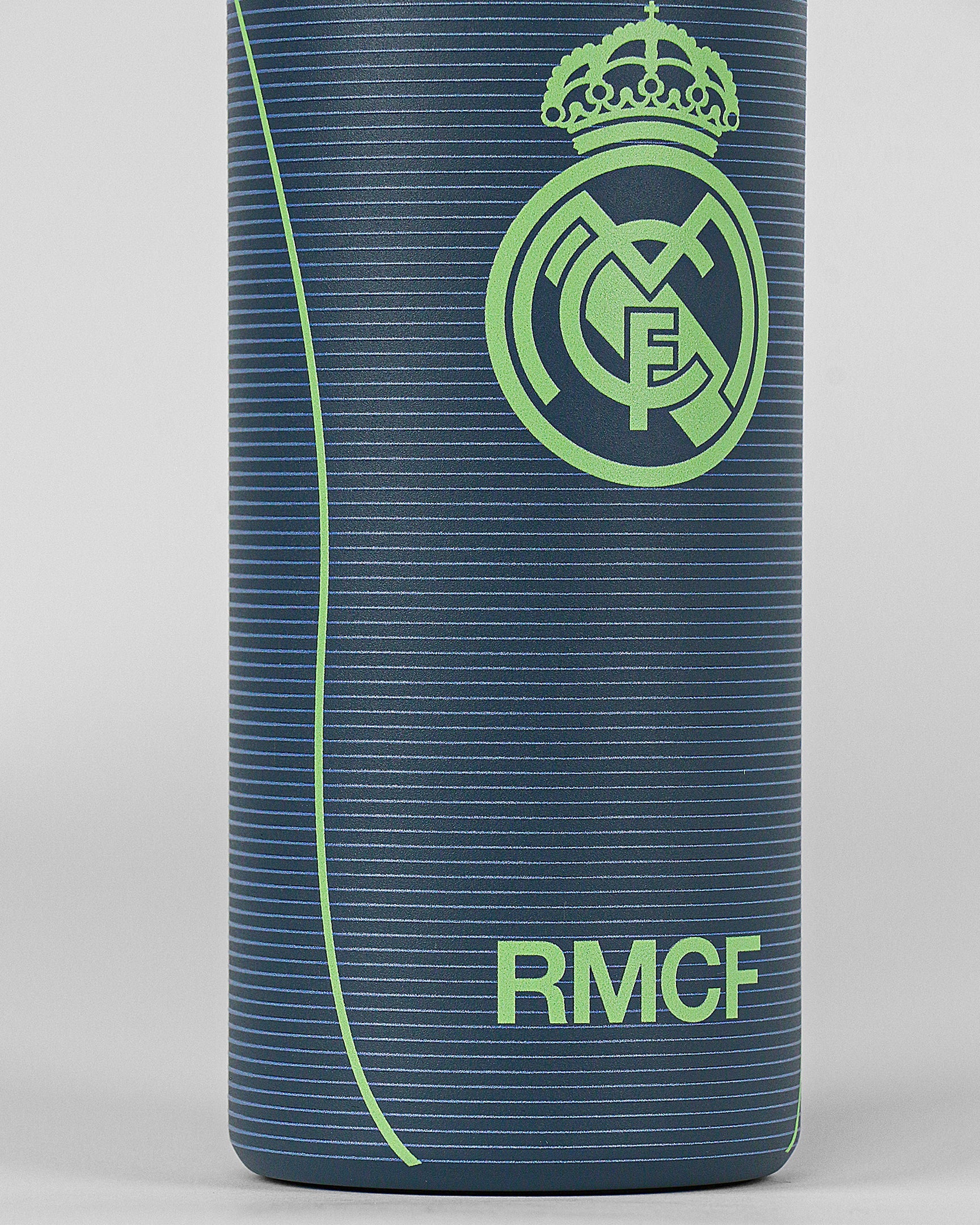 Mii 60 Real Madrid – Texture Escudo + Ondas “Nightfall” Ocean ⚽🌊