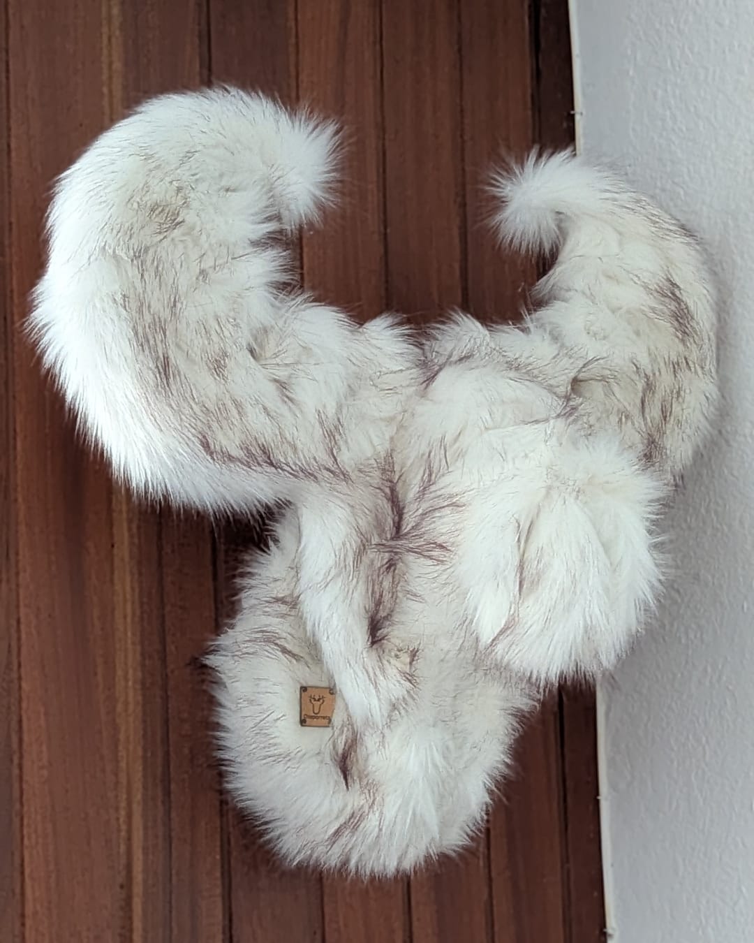 Cabeza de Ciervo Decorativa Nevado – Chisporreta Becky 🦌❄️
