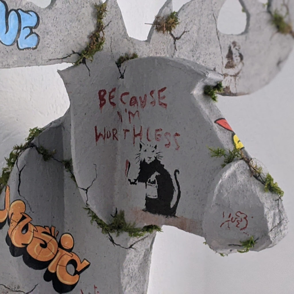 Cabeza de Ciervo Artesanal Arte Urbano – Chisporreta Becky 🦌🎨 | BAJO PEDIDO