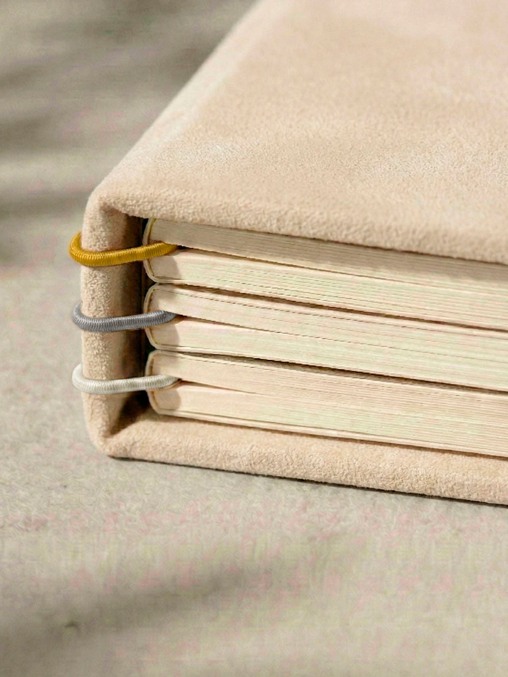 Hard Cover 1·9 Sand Edition – Fácil Limpieza 📒🌾