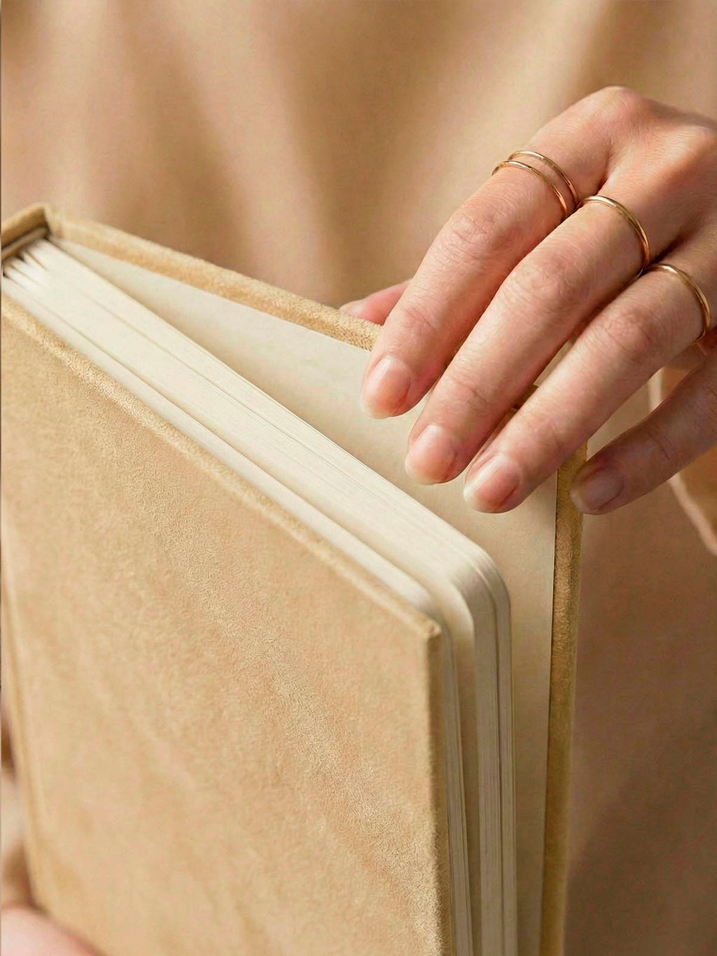 Hard Cover 1·9 Camel edition