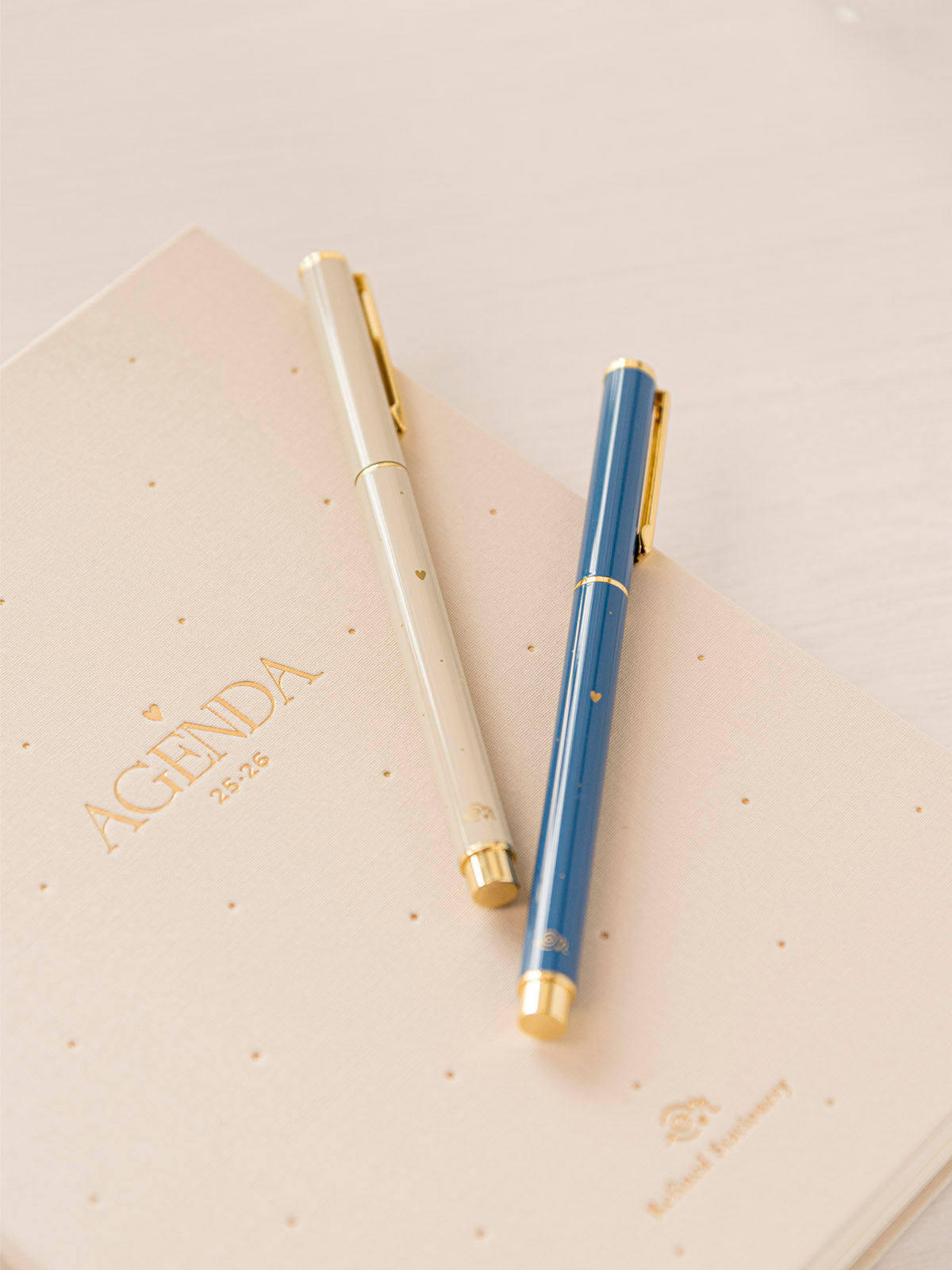 Bolígrafos de Gel – Pack de 2 (Negro y Azul) ✨🖊️